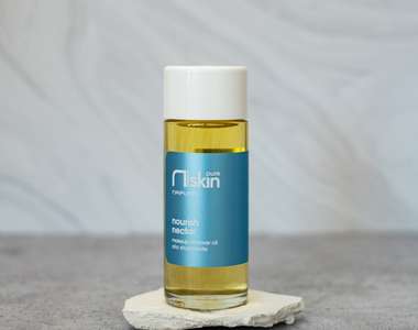 Nourish Nectar — поживна олія для зняття макіяжу з оліями аргани, оливки та жожоба  100 мл