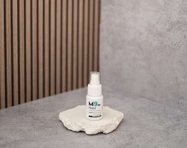 M9 Rikeir™ Pre Спрей-микропротеины перед шампунем для поврежденных волос, 25 флаконов.