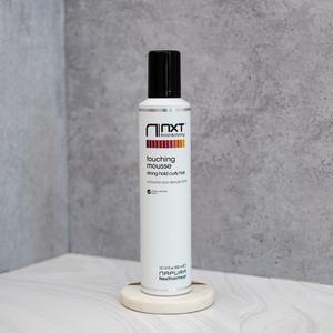 NXT TOUCHING MOUSSE tank 300 ml (екологійчний мус) сильної фіксації для кучерявого волосся